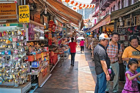 chinatown street market singapore.